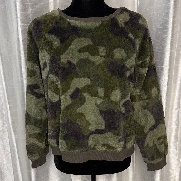Workshop Republic Clothing Camp Faux Fur Pullover Crewneck Sweatshirt Women’s M - Picture 1 of 7